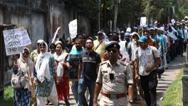 Teachers and non-teaching staff are marching towards the DI office of Bankura.