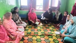 Shamshada Bano with her SHG which has become a space for informal leadership and collective empowerment (Photo by Arsalan Bhukari, 101Reporters) 