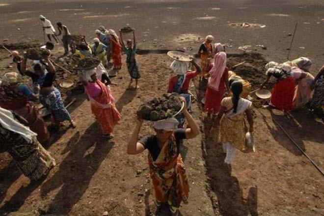 Rural Development Minister Made a Mockery of MGNREGA, Says Activist Group
