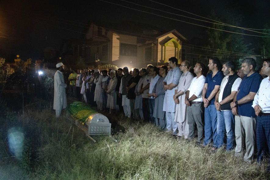 Nizam-e-Jinaza of DSP Humayun Bhat of Jammu and Kashmir police, son of retired senior police officer.