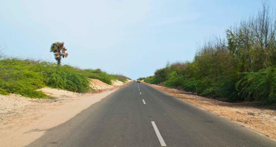 Road way to the ghost town of Dhanushkodi (Photo - Prasanth Muthuraman, 101Reporters).