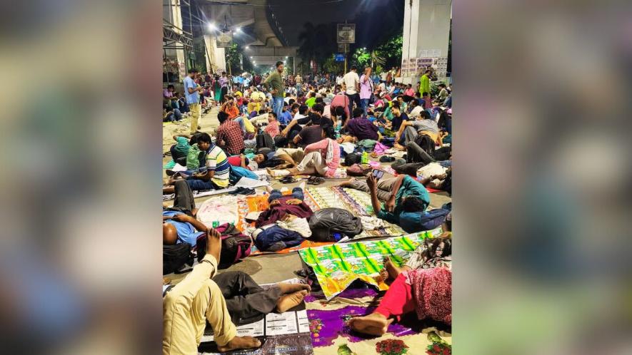 Teachers who lost their jobs continue to protest in front of the WBSSC office, Bidhannagar, Kolkata.