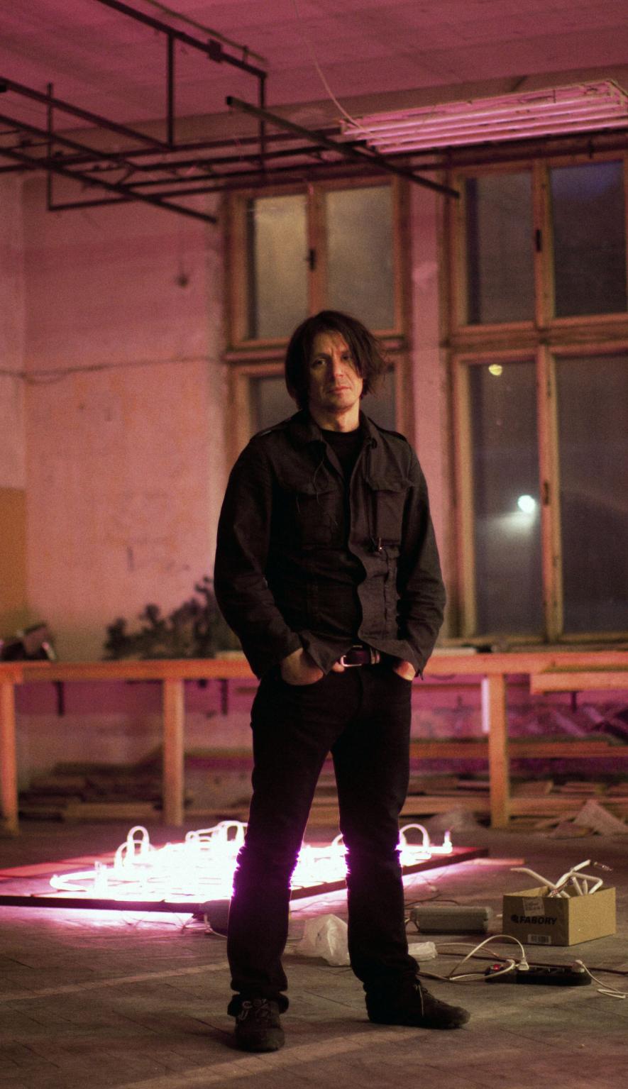 David Černý by David Černý.