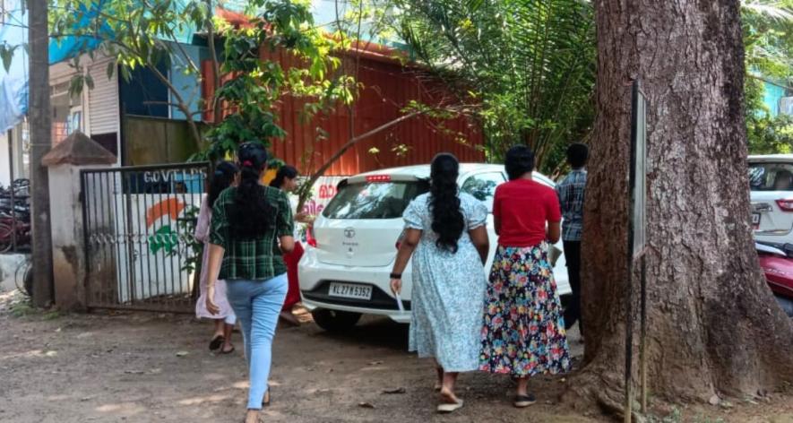 The first assignment for the students was to survey and identify bedridden patients in their areas (Photo - Jessy Thuruthel, 101Reporters).