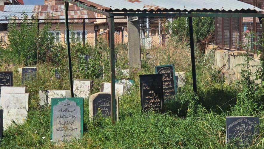 A view of the graveyard (Photo - Parsa Tariq, 101Reporters)