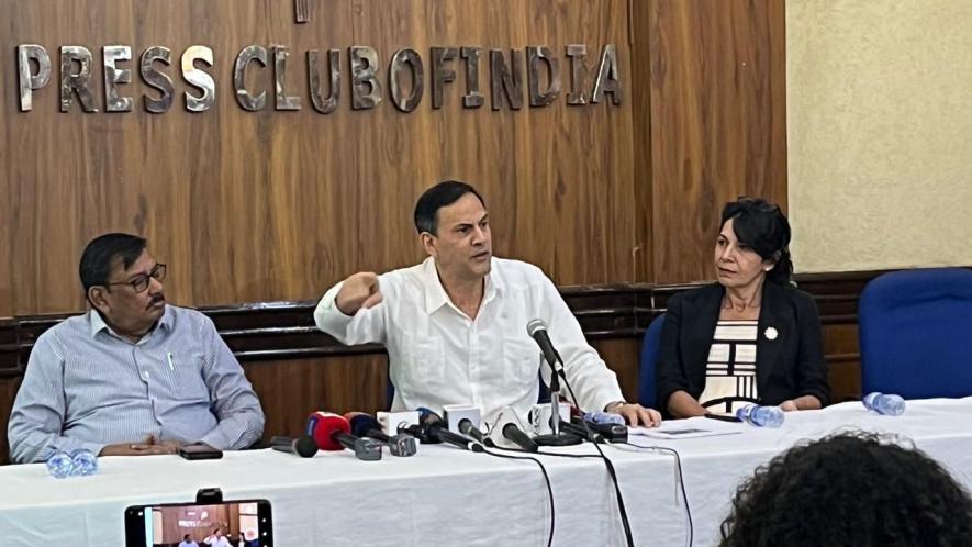 Cuba’s Ambassador to India, Juan Carlos Marsan Aguilera, addressing a press conference at the Press Club of India in New Delhi on Thursday, October 23, 2025. Image credit: Newsclick