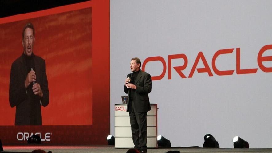 Larry Ellison speaking at a conference. Photo: Wikimedia Commons